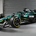 F1 Authentics Malzemeleri Resmi Lisanslı Formula 1 Sınıfının En İyisi Otantikliğine sahip Otomobilleri Göster
